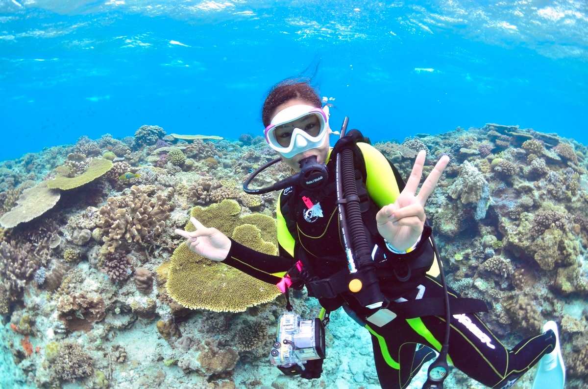 沖縄ダイビングライセンスをワールドダイビングで一人旅をかねて取得する
